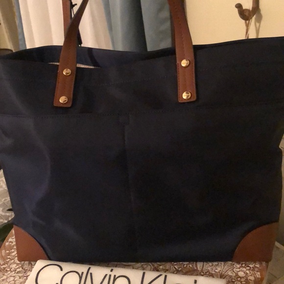 NWT Calvin Klein navy/brown satchel - Picture 4 of 6